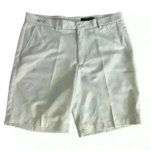 Greg Norman Men’s Khaki Golf Short Size 36